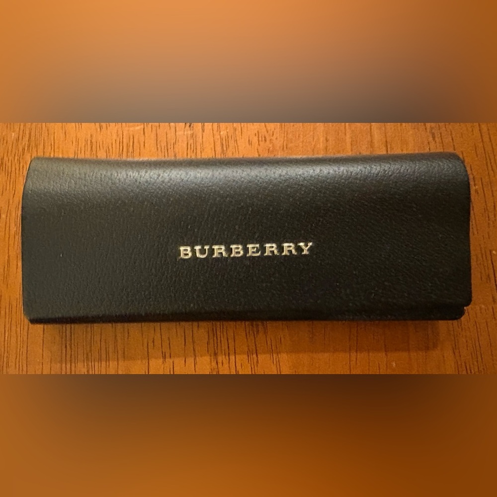 Burberry Sunglasses/Eyeglasses hard case magnetic black eye glasses